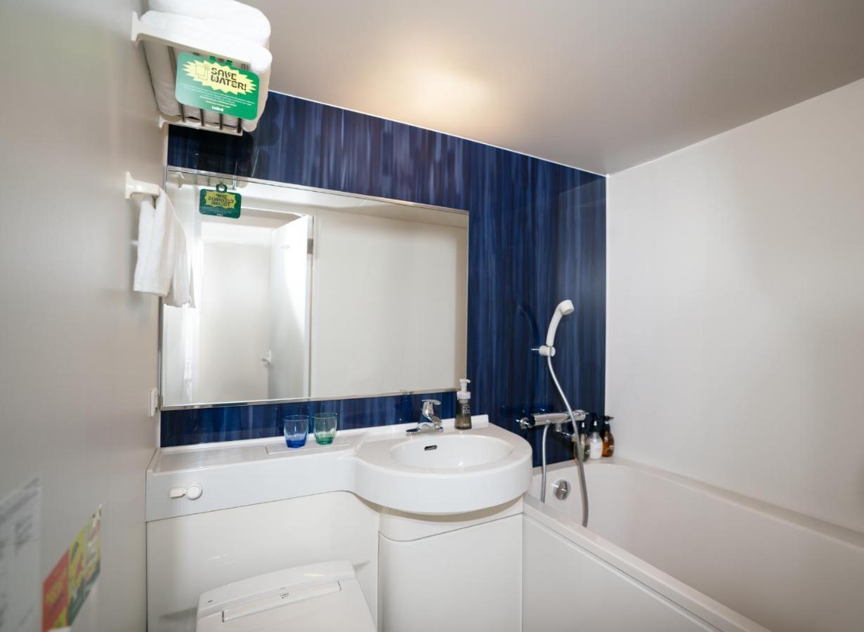 Lub D Osaka Honmachi - Near Dotonbori & Next To Hommachi Station Hotel ภายนอก รูปภาพ