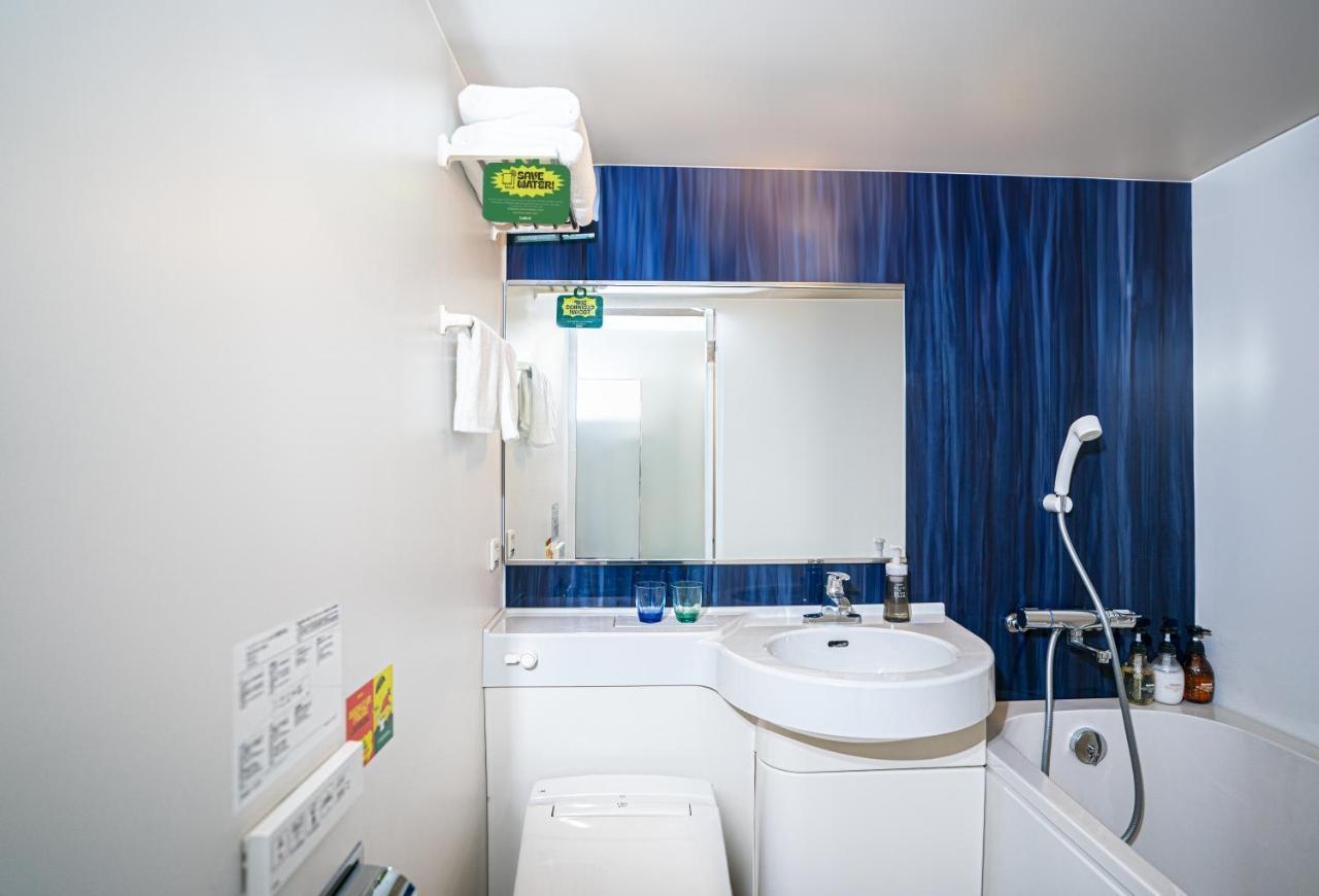 Lub D Osaka Honmachi - Near Dotonbori & Next To Hommachi Station Hotel ภายนอก รูปภาพ